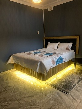 Butterfly Guest Lodge-Luxury